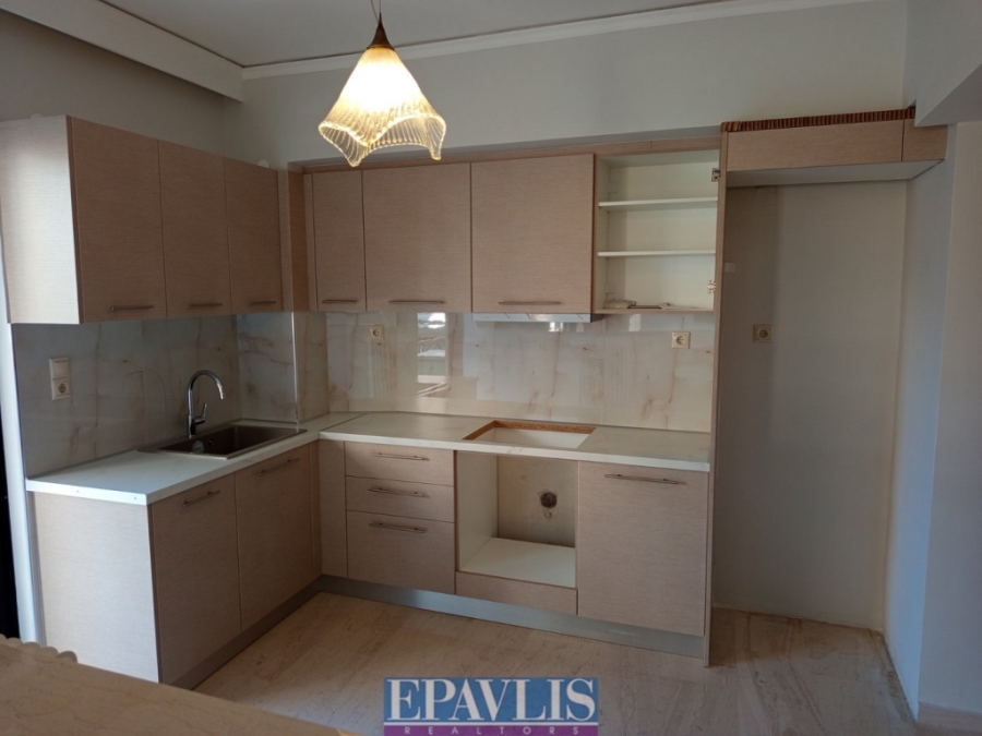 1742049, (For Rent) Residential Apartment || Piraias/Piraeus - 87 Sq.m, 2 Bedrooms, 780€