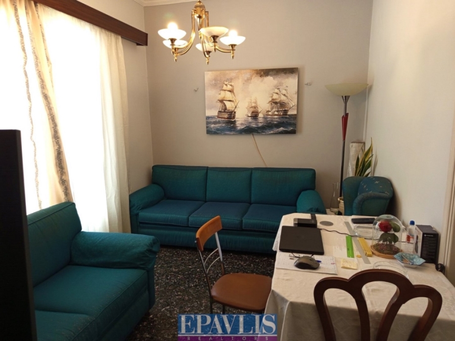 1742351, (For Sale) Residential Floor apartment || Athens South/Agios Dimitrios - 67 Sq.m, 2 Bedrooms, 120.000€