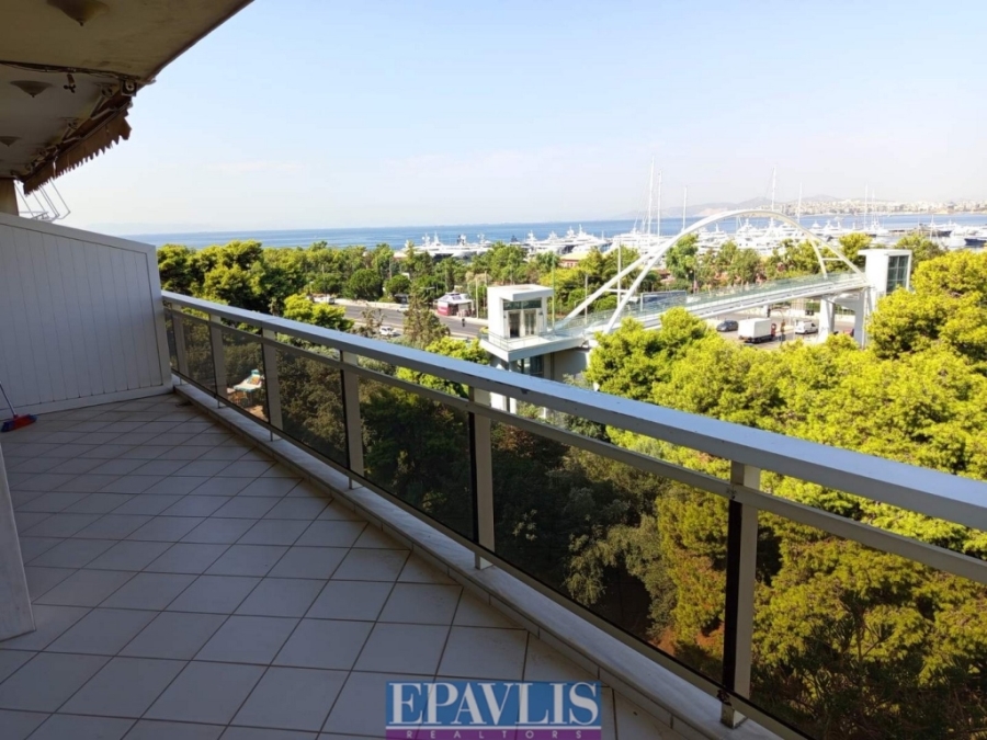 1753662, (For Rent) Residential Apartment || Athens South/Palaio Faliro - 140 Sq.m, 2 Bedrooms, 1.300€